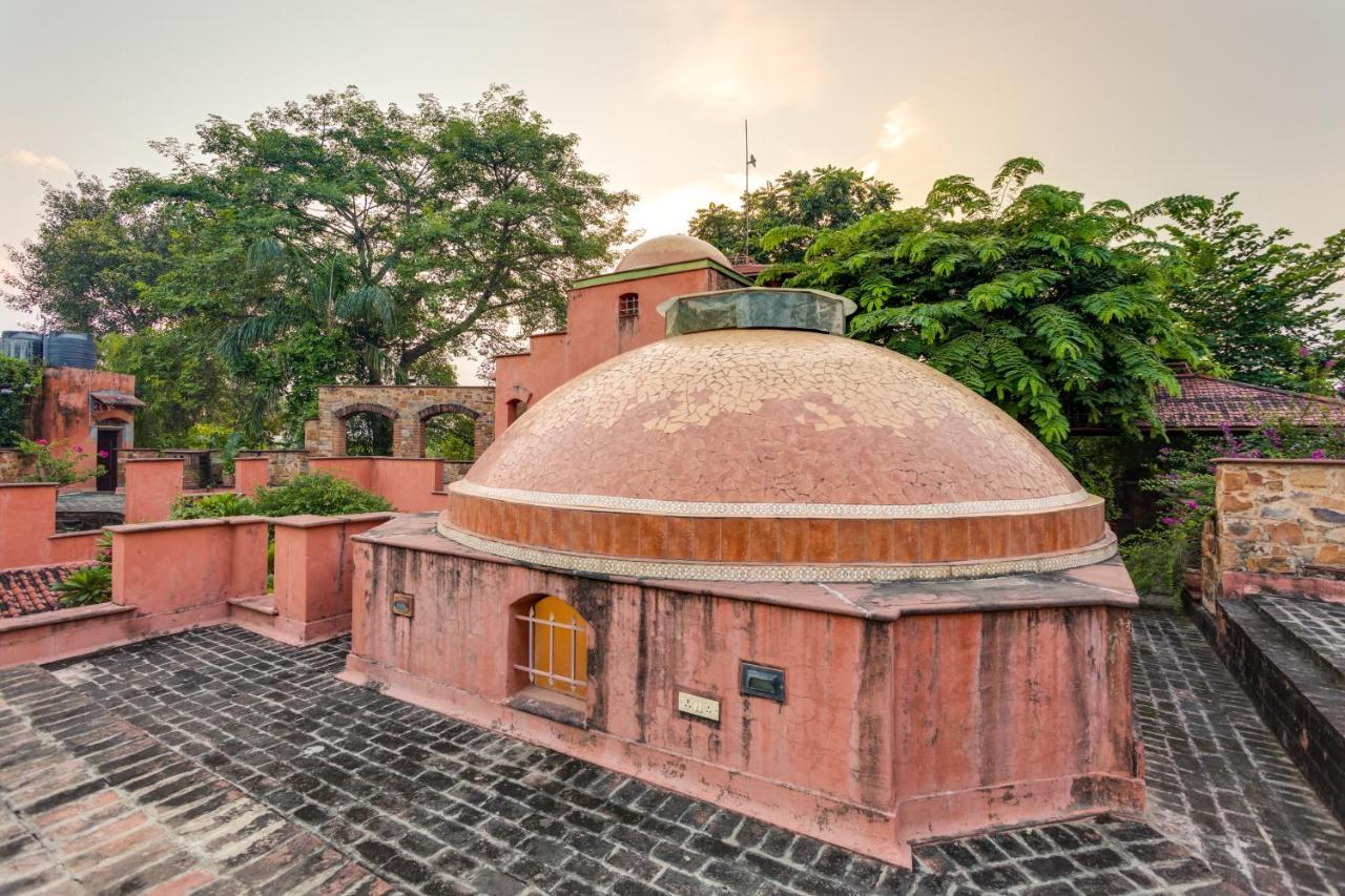 Hostie Chinar Haveli - Heritage Home With Pool, Gurgaon Eksteriør billede