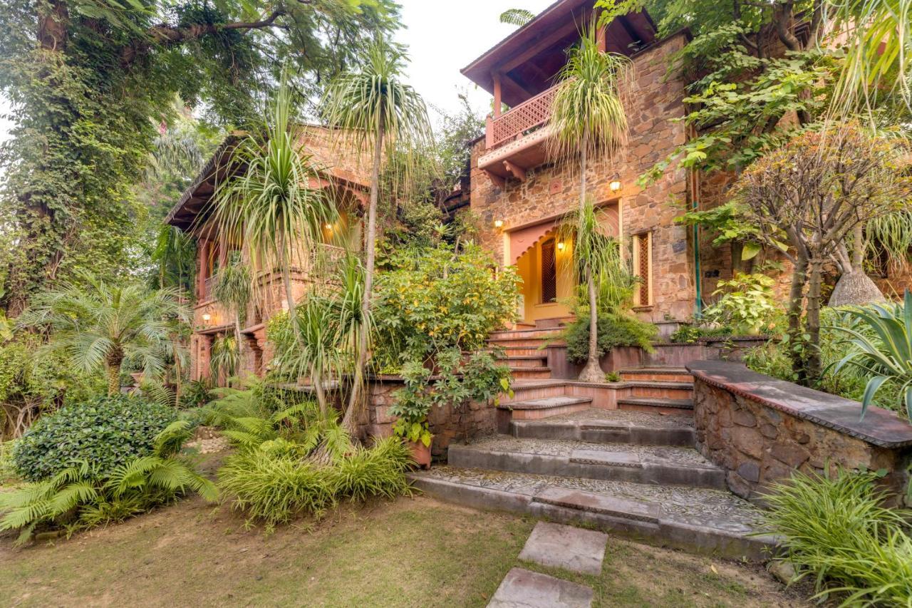 Hostie Chinar Haveli - Heritage Home With Pool, Gurgaon Eksteriør billede