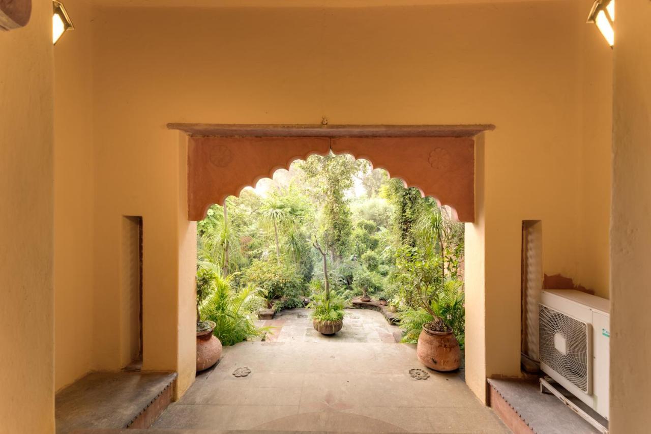 Hostie Chinar Haveli - Heritage Home With Pool, Gurgaon Eksteriør billede