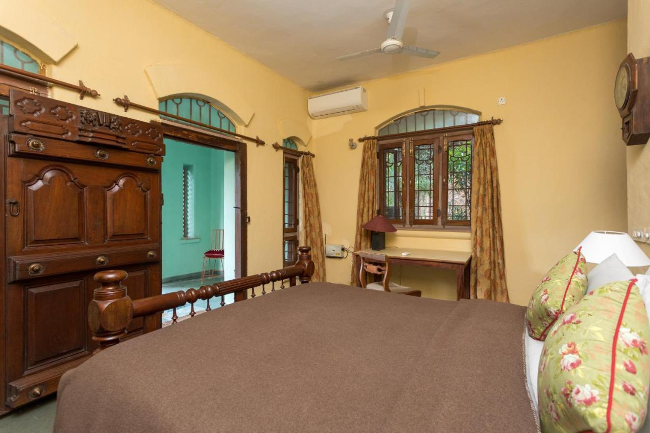 Hostie Chinar Haveli - Heritage Home With Pool, Gurgaon Eksteriør billede