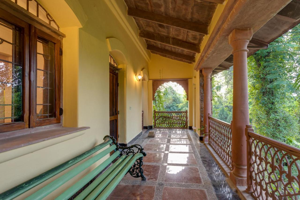 Hostie Chinar Haveli - Heritage Home With Pool, Gurgaon Eksteriør billede