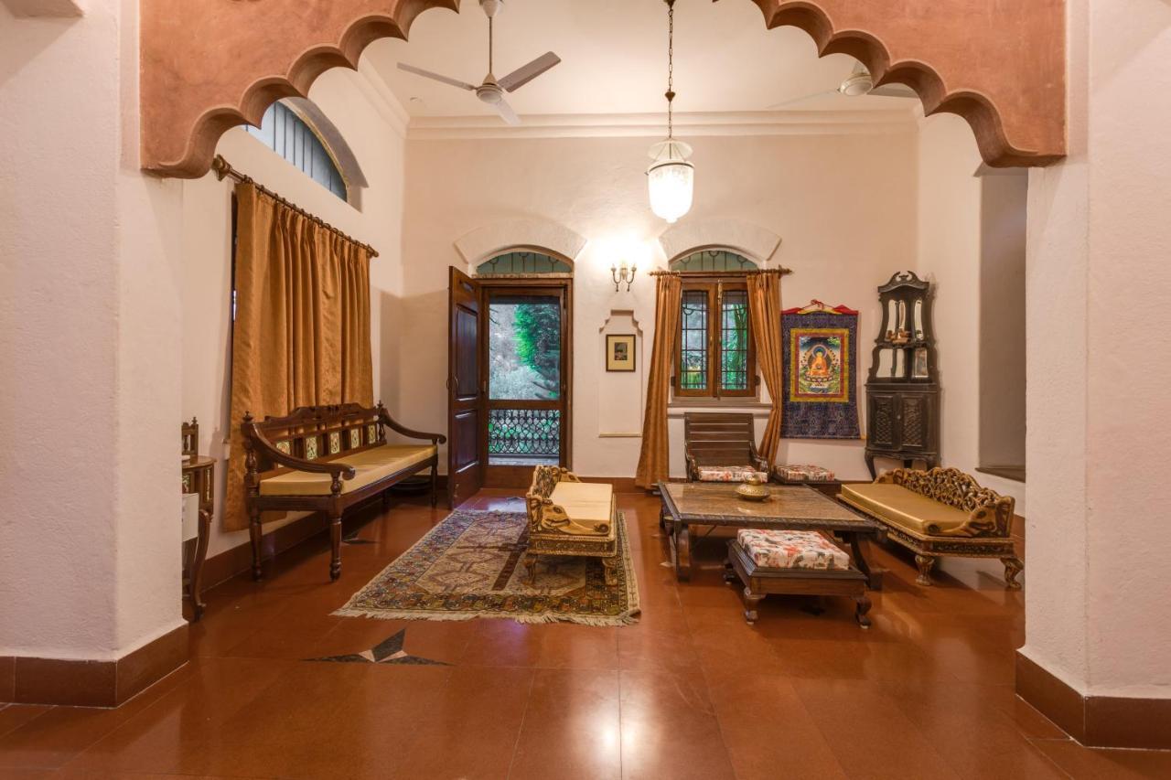 Hostie Chinar Haveli - Heritage Home With Pool, Gurgaon Eksteriør billede